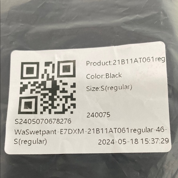 HALARA Black Joggers - Picture 7 of 7